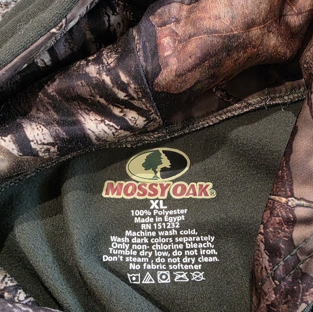 Mossy Oak Green Camouflage Flag Sweatshirt- Size XL - Picture 4 of 5